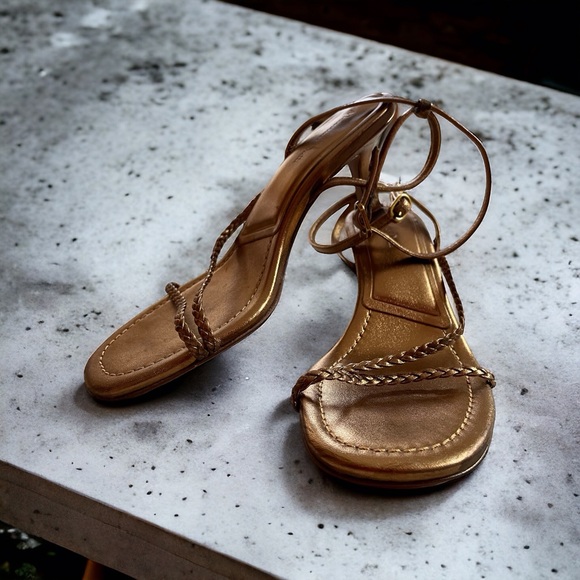 Summer heeled sandals - Picture 1 of 8